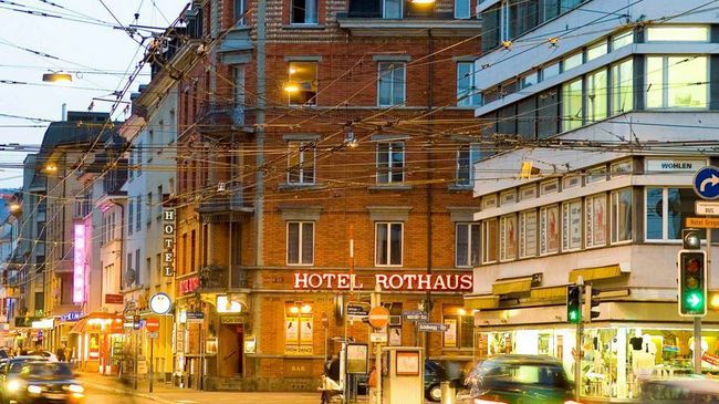Rothaus Otel Zürih
